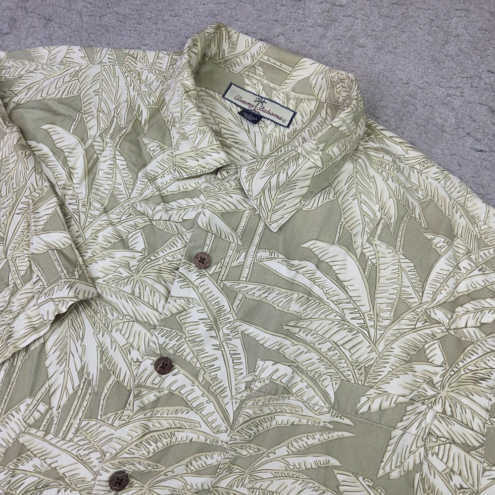 Tommy Bahama Silk Hawaiian Shirt Men's L Green Tropical Palm Trees Short Sleeve